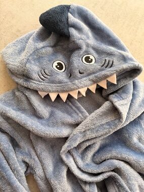 Kids Plush Shark Hooded Bathrobe